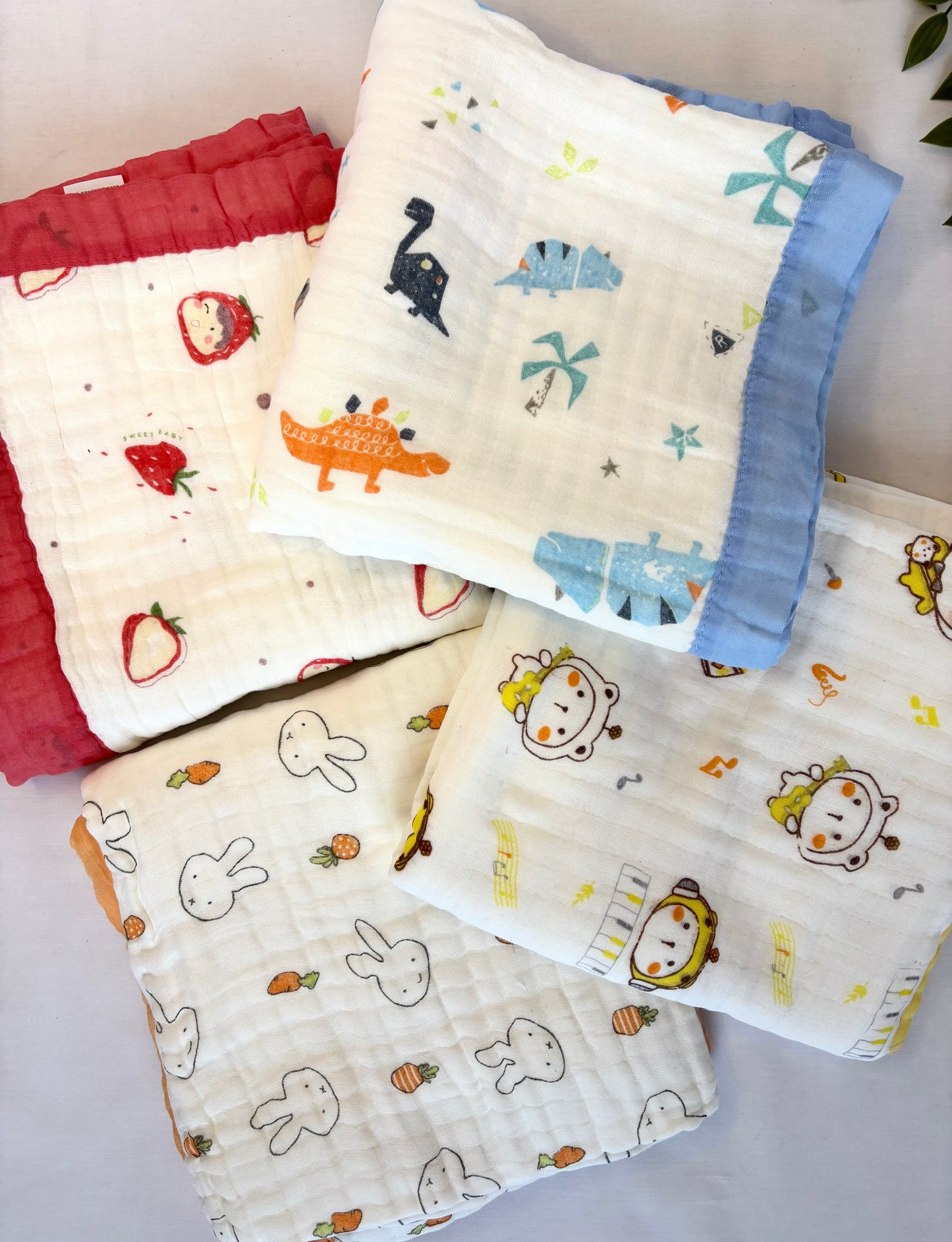Chinmini Premium 6 Layer Crinkle Muslin Baby Blanket
